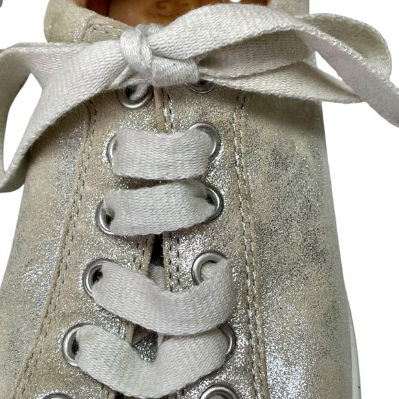 UGG Suede MILO Stardust Silver Lace-up Low-Top Sneaker Women's Size 7 Streetwear - Picture 6 of 13